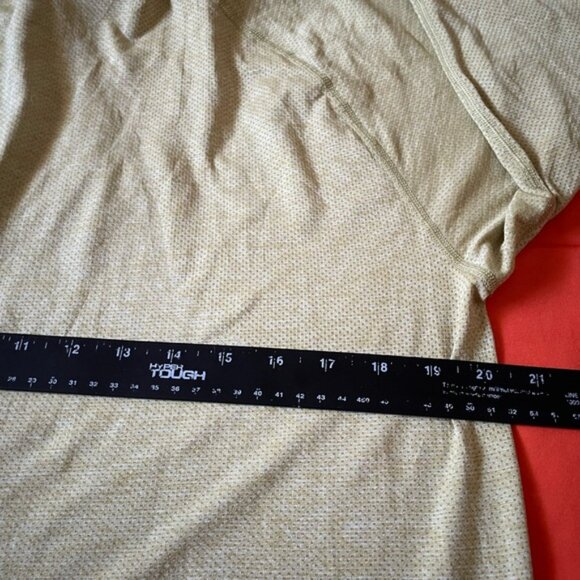 Lululemon Metal Vent Tech Mens XL Green 1/2 Zip Pullover  Long Sleeve - Picture 4 of 6